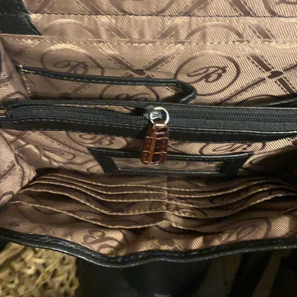 Brighton Purse - Picture 13 of 15